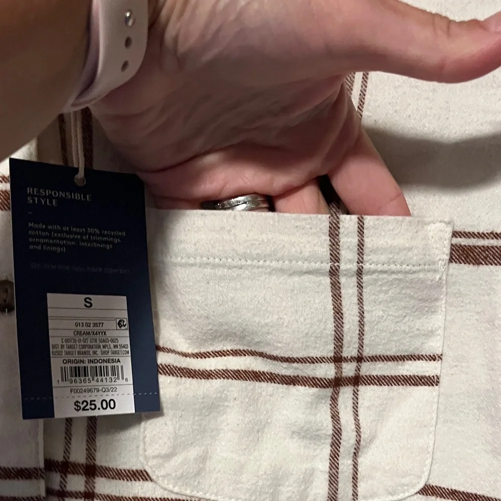 Universal Thread Women's Button-Down Shirt in Cream and Brown Plaid - Picture 6 of 8